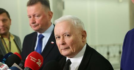 Rząd zbiera kwity, PKW liczy. Co się dzieje ws. sprawozdania PiS?