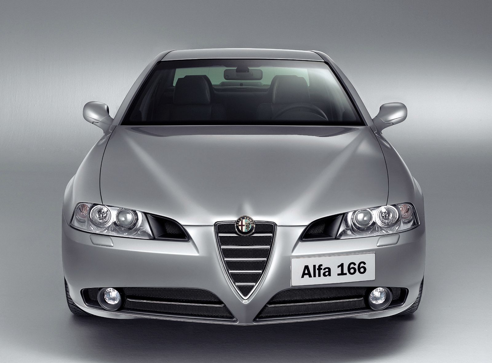 Alfa Romeo 166