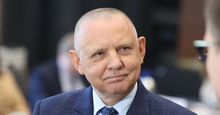 Marian Banaś i Jacek Żalek bez immunitetu? Mieli złamać przepisy drogowe