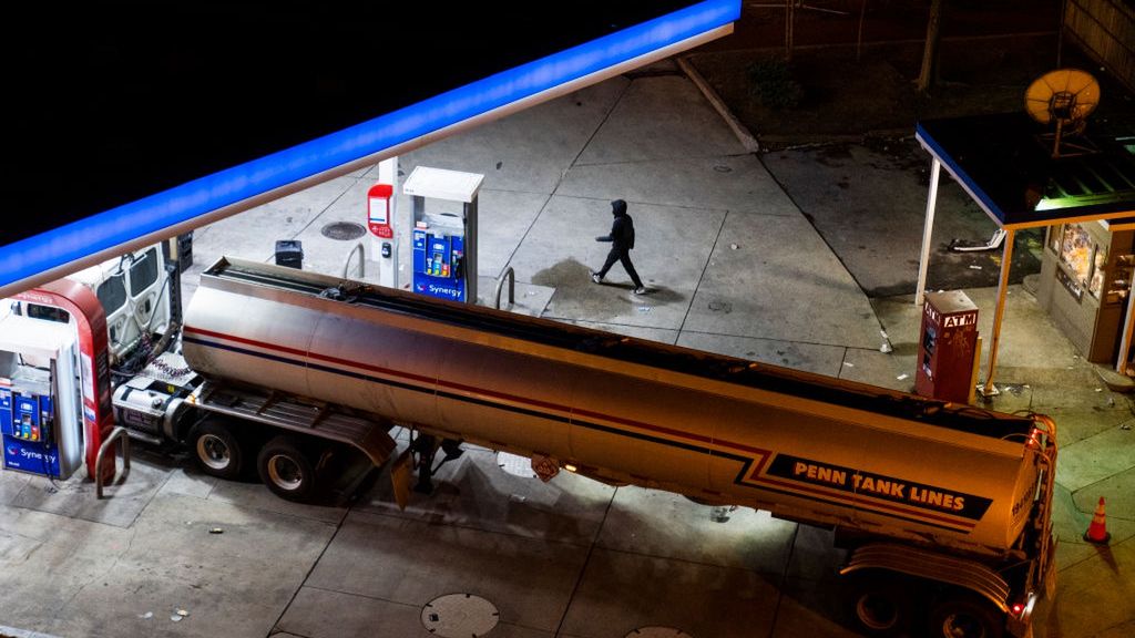 Rosjanin zatankował i uciekł ze stacji benzynowej. Ruszył na granicę