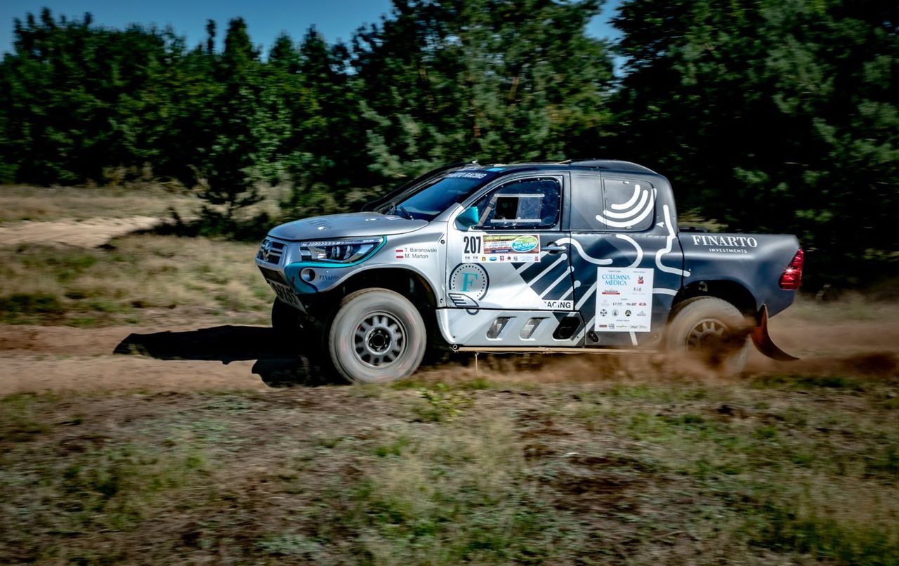 Toyota Hilux T1 to (prawie) topowy sprzęt w Cross Country. Wyżej jest tylko niedawno wymyślona klasa T1+