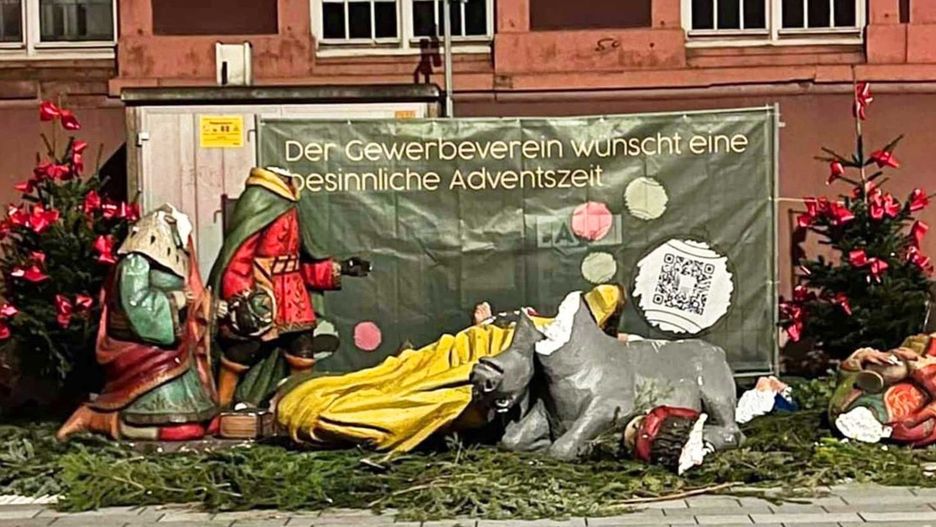 "Makabryczny żart". Ścięli głowy figurom z szopki bożonarodzeniowej