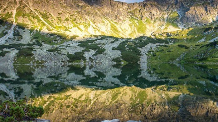 Zdjęcia krajobrazowe, które zachwycają klimatem i emocjami. Polskie Tatry w obiektywie Adama Brzozy 1