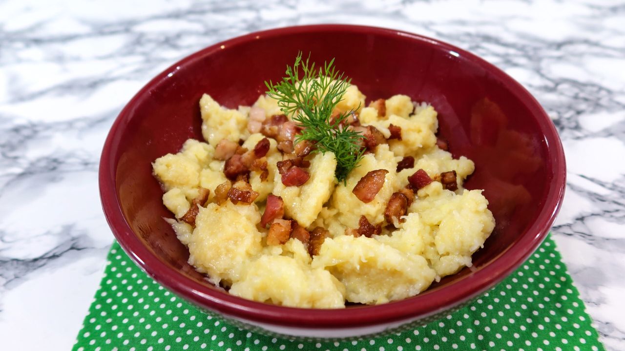 Przepis na szare kluski + film