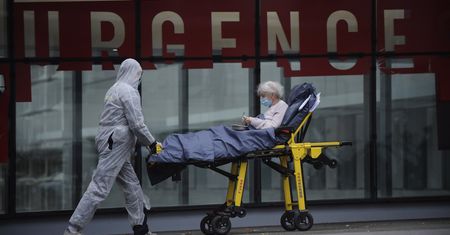 Koronawirus. Francja. Macron ogłasza lockdown od piątku