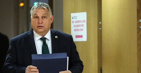 Orban się chwali, a Węgrzy protestują. Nie chcą kolejnych fabryk