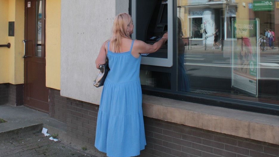 INTERWENCJA, BANKOMAT DLA KOSZYKARZY