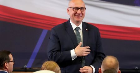Joachim Brudziński o artystach: to kpiarze i szydercy
