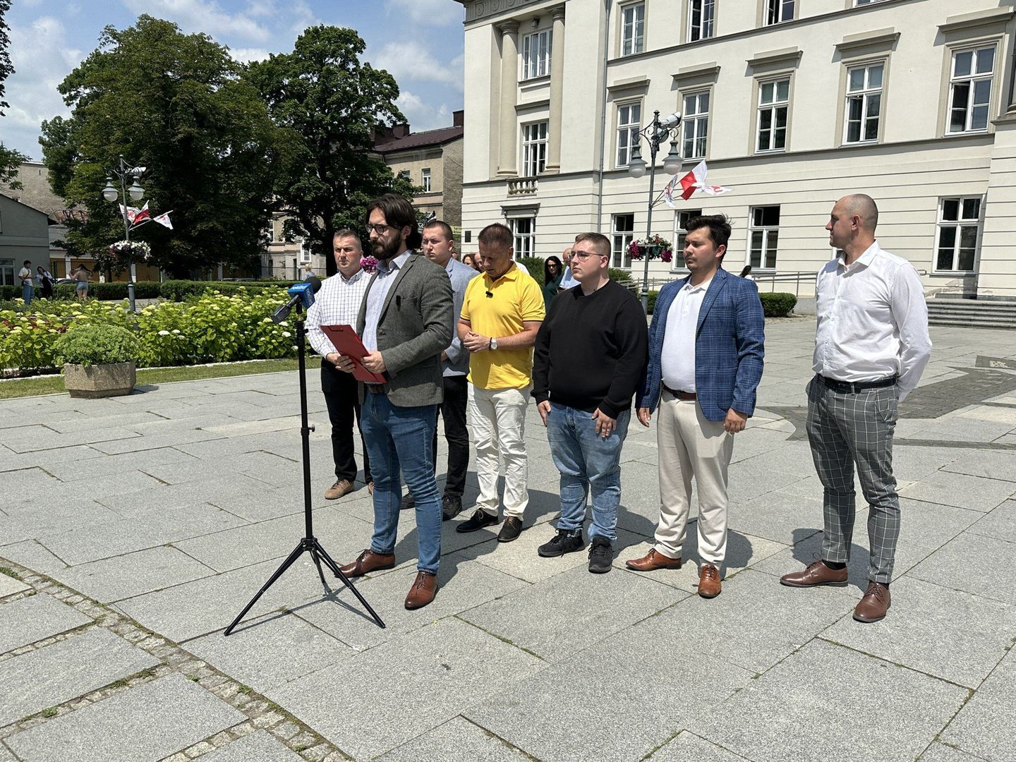 Działacze „Lepszego Radomia” zbierali podpisy pod petycją sprzeciwiającą się utworzeniu w Radomiu Centrum Integracji Cudzoziemców