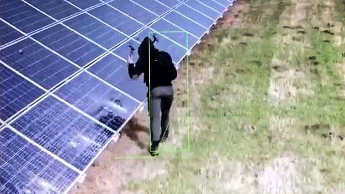 Zniszczył farmę fotowoltaiczną. Straty wyniosły ponad 300 tys. złotych 1