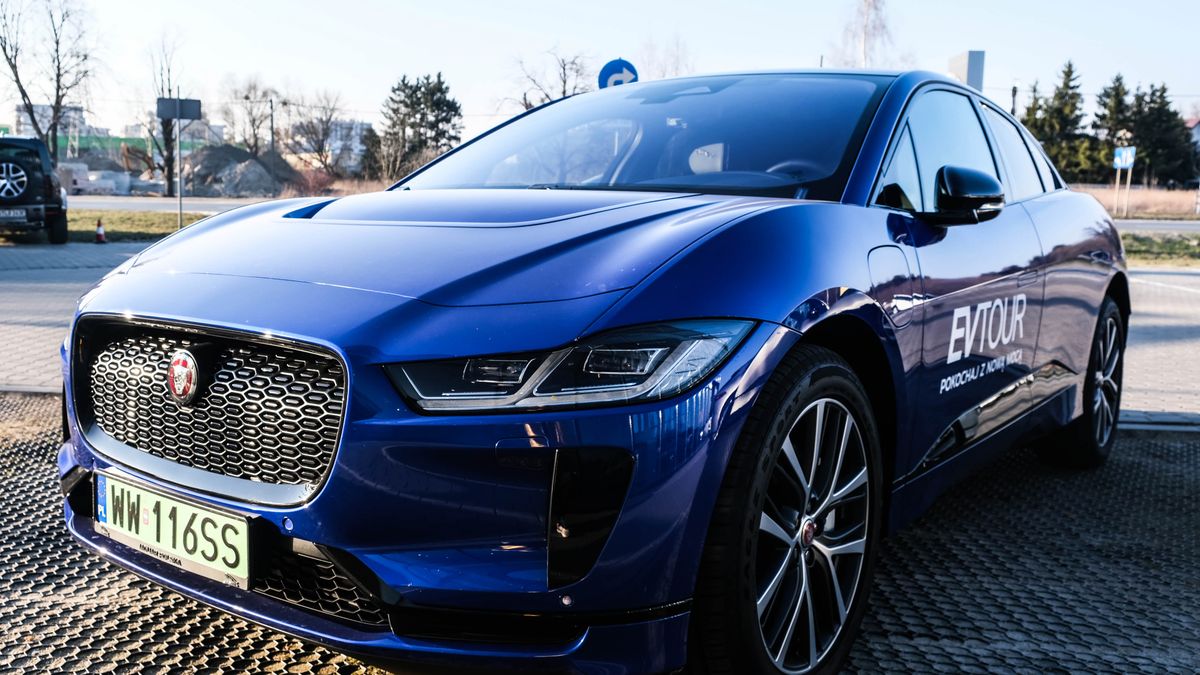 Jaguar I-PACE.