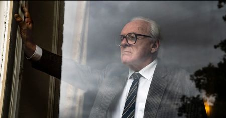 "Jedno życie": najgorszy film roku? Biografia z Hopkinsem to istny holokicz