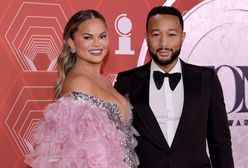 Chrissy Teigen odsłoniła obłędny dekolt. Trudno oderwać od niej wzrok