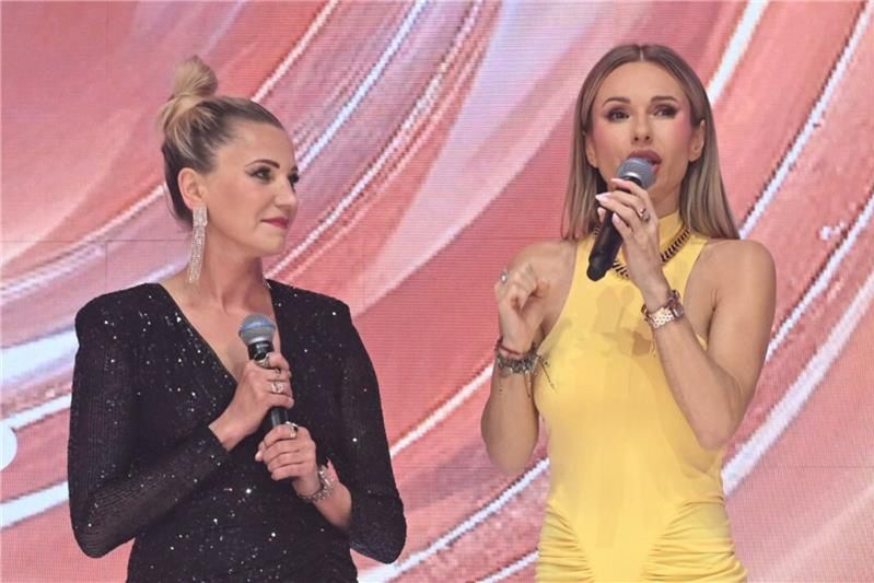 Zaczęła śpiewać dla Jakubiaka. Nagle na scenę wkroczyła ona