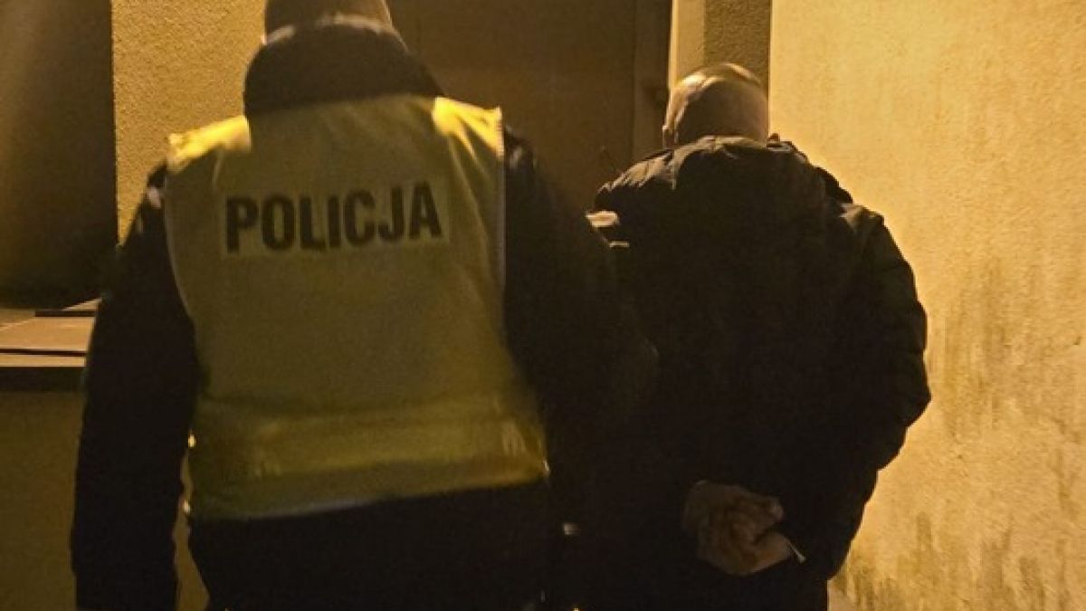 Mężczyzna wręczył łapówkę policjantowi