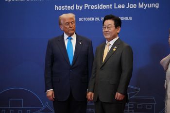 Trump zadowolony. "Korea Południowa zgodziła się zapłacić"