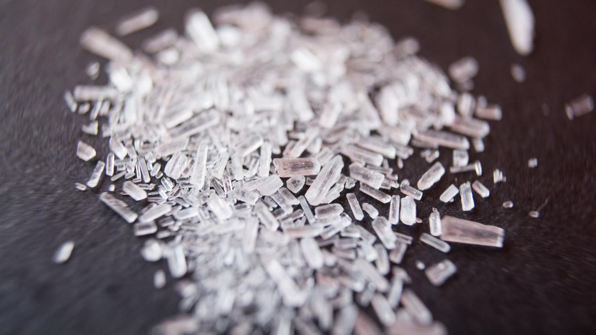 Sól - właściwości, wpływ na zdrowie, dzienna dawka, jak ograniczyć w diecie