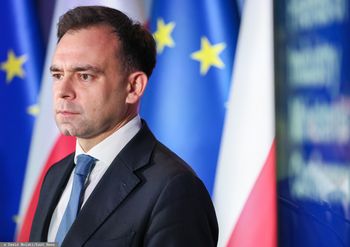 Polskie finanse pod lupą zagranicy. Media, agencje ratingowe i banki wskazują na ryzyka