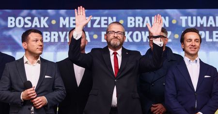 "Jesteśmy gotowi". Bosak komentuje sensacyjny sondaż z Braunem na podium