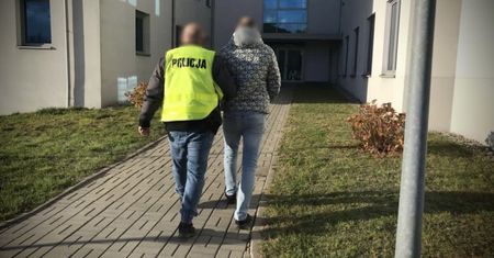 Oszustwo stare, ale działa. Dała się nabrać "policjantom", straciła 160 tys. zł