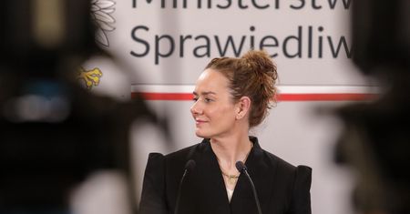 Zastępczyni Bodnara o biznesie senatora PiS. "To drastyczny przypadek"