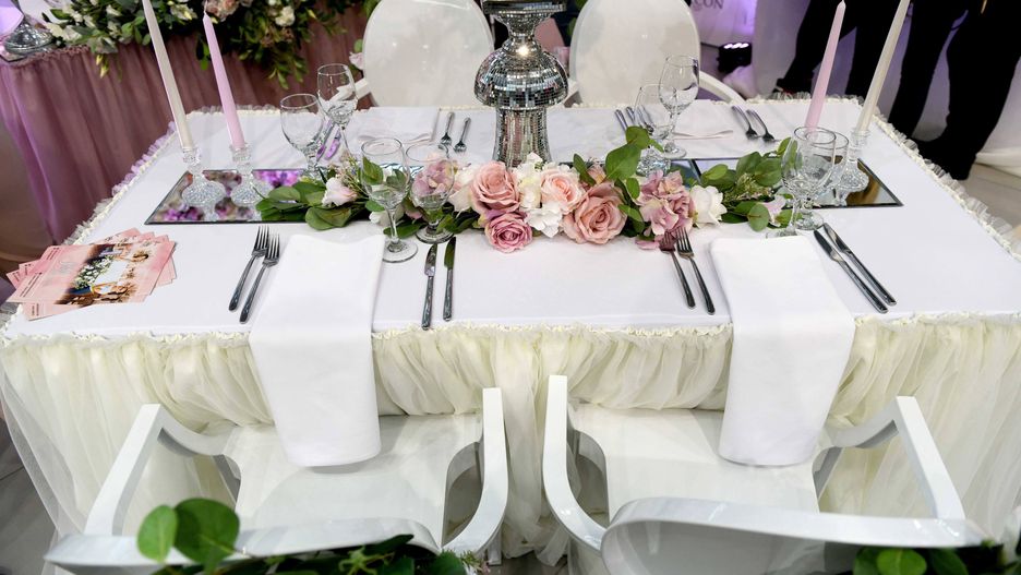 Koronawirus. Dwa wesela, blisko tysiąc osób na kwarantannie