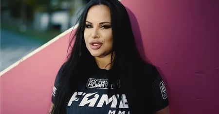Szokujący powrót Moniki Godlewskej. "Esmeralda" spoliczkuje rywalkę?