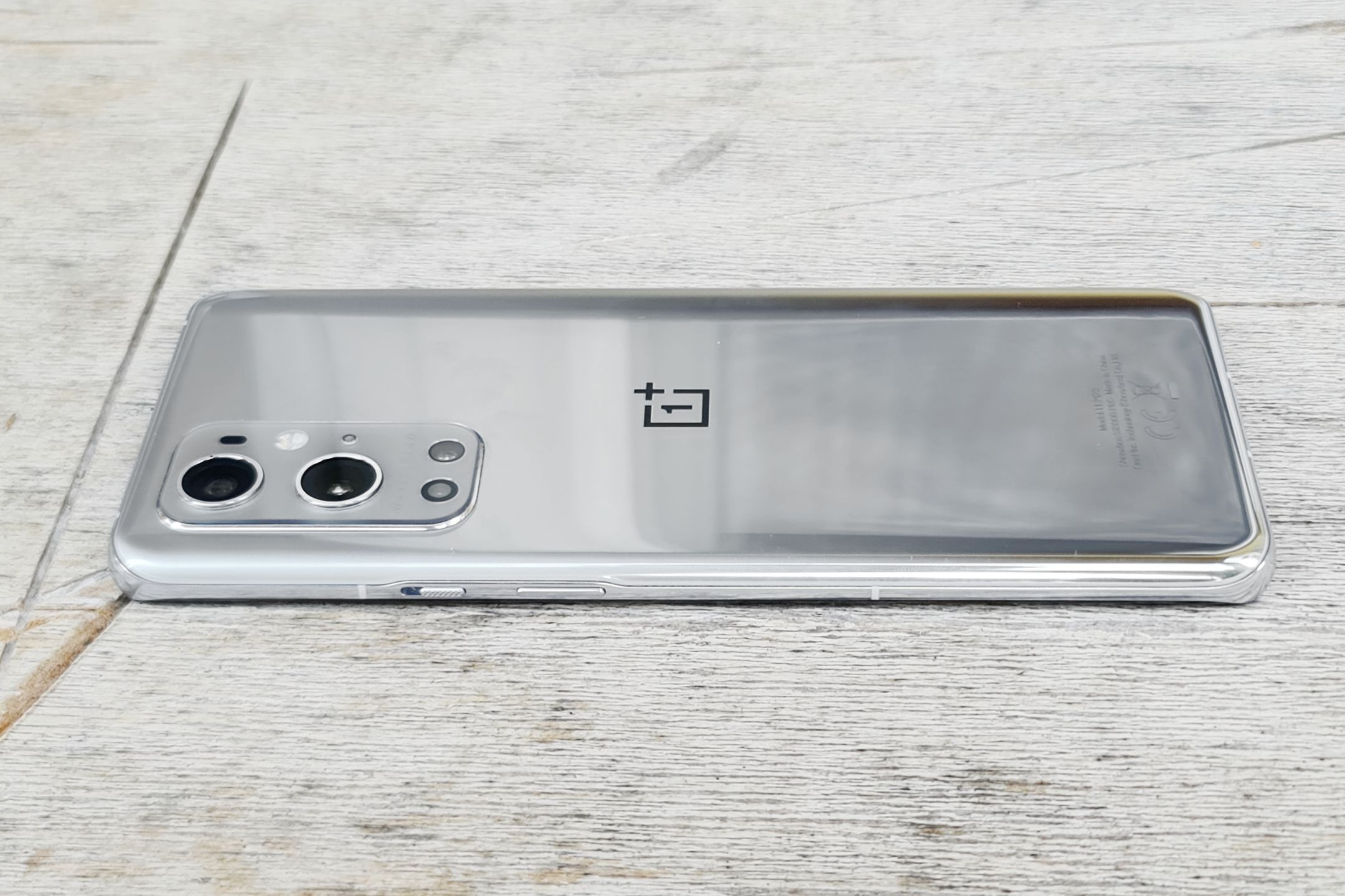 Nieoszlifowany diament. Test OnePlusa 9 Pro 97