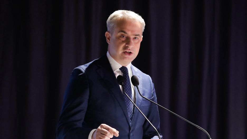 Krzysztof Gawkowski
Warszawa, 28.11.2024. Wicepremier, minister cyfryzacji Krzysztof Gawkowski przemawia podczas Szczytu Cyfrowego IGF Polska, 28 bm. w Warszawie. Wydarzenie zosta�o zorganizowane przez Ministerstwo Cyfryzacji oraz NASK Pa�stwowy Instytut Badawczy. (mr) PAP/Tomasz Gzell
Tomasz Gzell
polityk, polityka, Szczyt Cyfrowy IGF Polska, The Tides, Internet Governance Forum