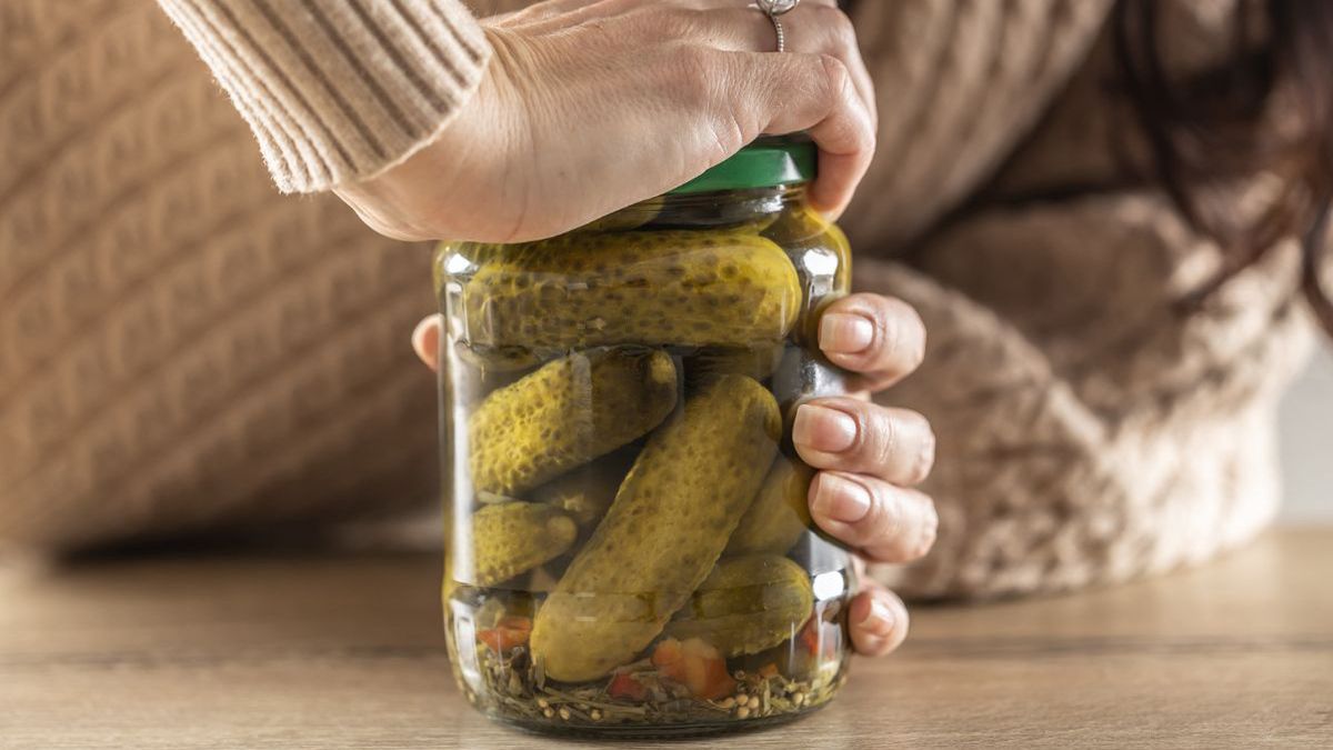 Odkręcanie przetworów często kończy się zniszczeniem nakrętki