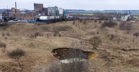 W Wapnie znów zapadła się ziemia!