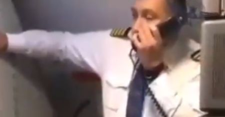 Mocne słowa pilota rosyjskich linii do pasażerów. Rozległy się brawa