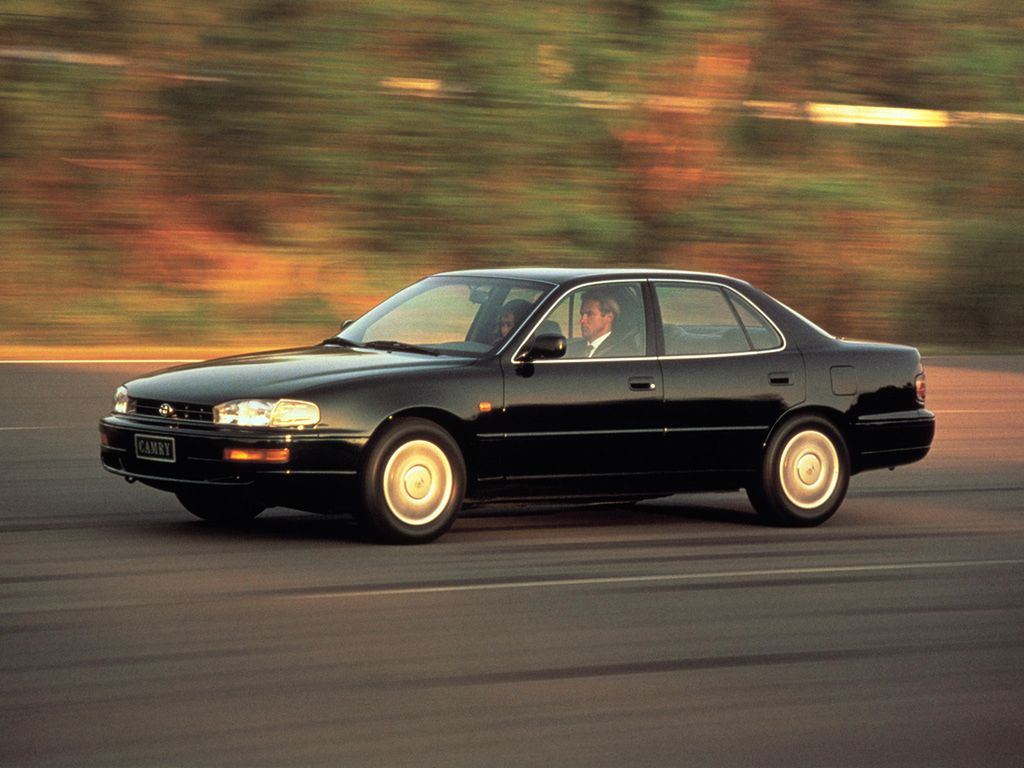 Toyota Camry 2