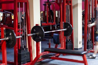 Lockdown w Polsce. Wojsko kontroluje siłownie