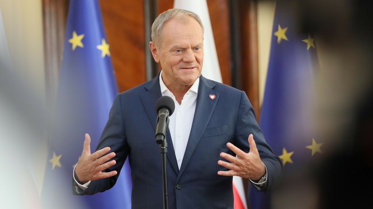 Konferencja premiera po konsultacjach ze ?rodowiskiem prawniczym
Fot. Dawid Wolski/East News, Warszawa, 06.09.2024. KPRM. Konferencja prasowa  z udzialem premiera Donalda Tuska (n/z) i ministra sprawiedliwosci Adama Bodnara, po spotkaniu konsultacyjnym ze srodowiskiem prawniczym dotyczacym procesu przywracania praworzadnosci w Polsce.
Dawid Wolski