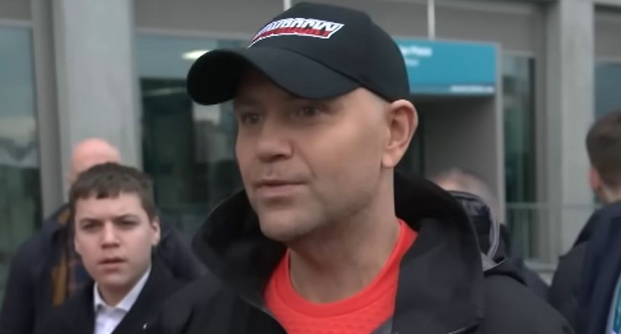 Karol Nawrocki o odzieży NowRocky. "Nikt nie zarabia na tym żadnych pieniędzy"