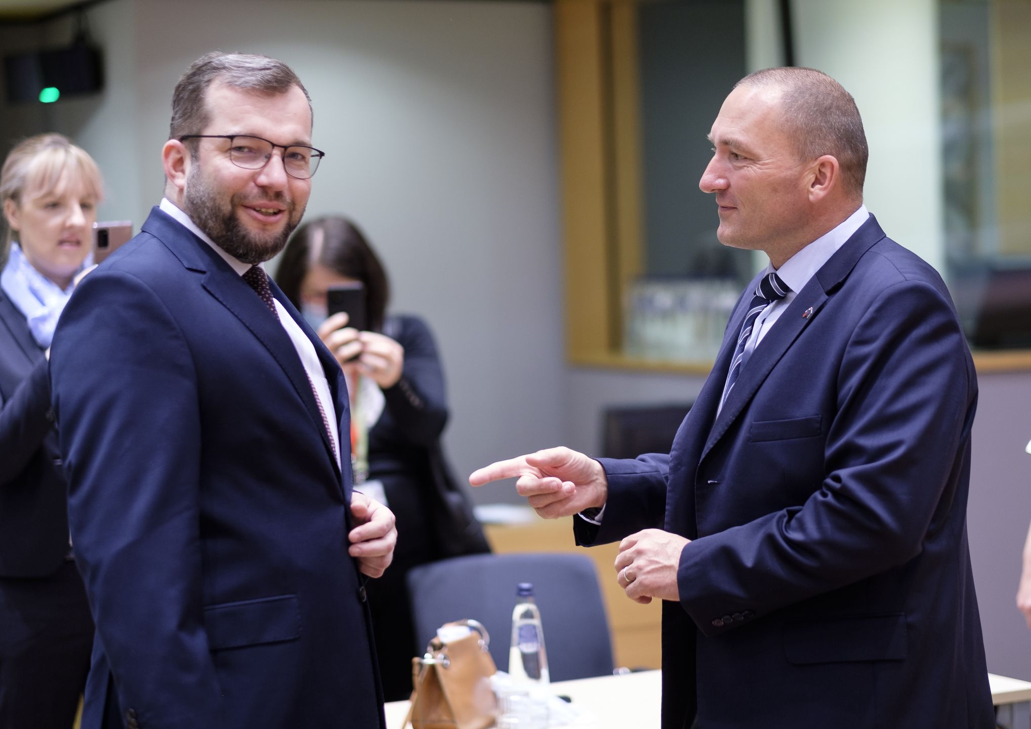 BRUSSELS, BELGIUM - MAY 27: Polish Minister of Agriculture and Rural Development Grzegorz Pawe Puda (L) is talking with the Slovenian Minister of Agriculture Joze Podgorsek (R) prior an Agriculture and Fischeries Ministers meeting in the Europa, the EU Council headquarter on May 27, 2021 in Brussels, Belgium. Ministers will talk about: Post 2020 CAP reform package: (public session), including: Regulation on CAP Strategic Plans, the Regulation on financing, management and monitoring of the CAP, and the Regulation on common market organisation (CMO) of agricultural products. (Photo by Thierry Monasse/Getty Images)