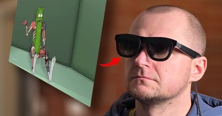 A filmy oglądam tak. Okulary z ekranami to moje odkrycie sezonu