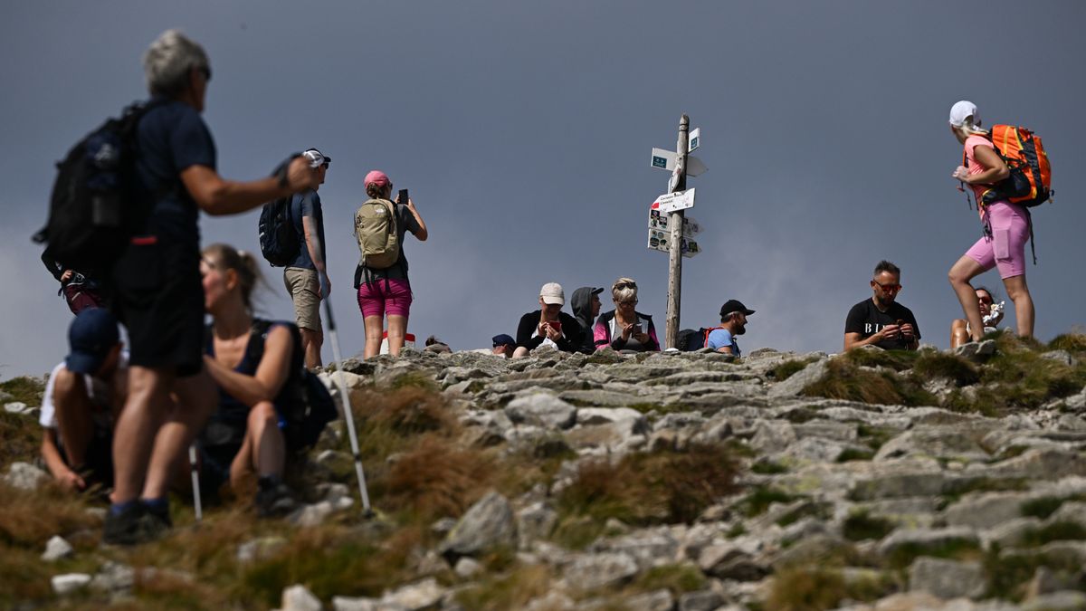 W górach zanika zwyczaj witania się na szlaku