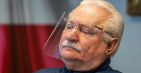 Lech Wałęsa o Powstaniu Warszawskim. Krytykuje dowódców. "Żadnych szans"