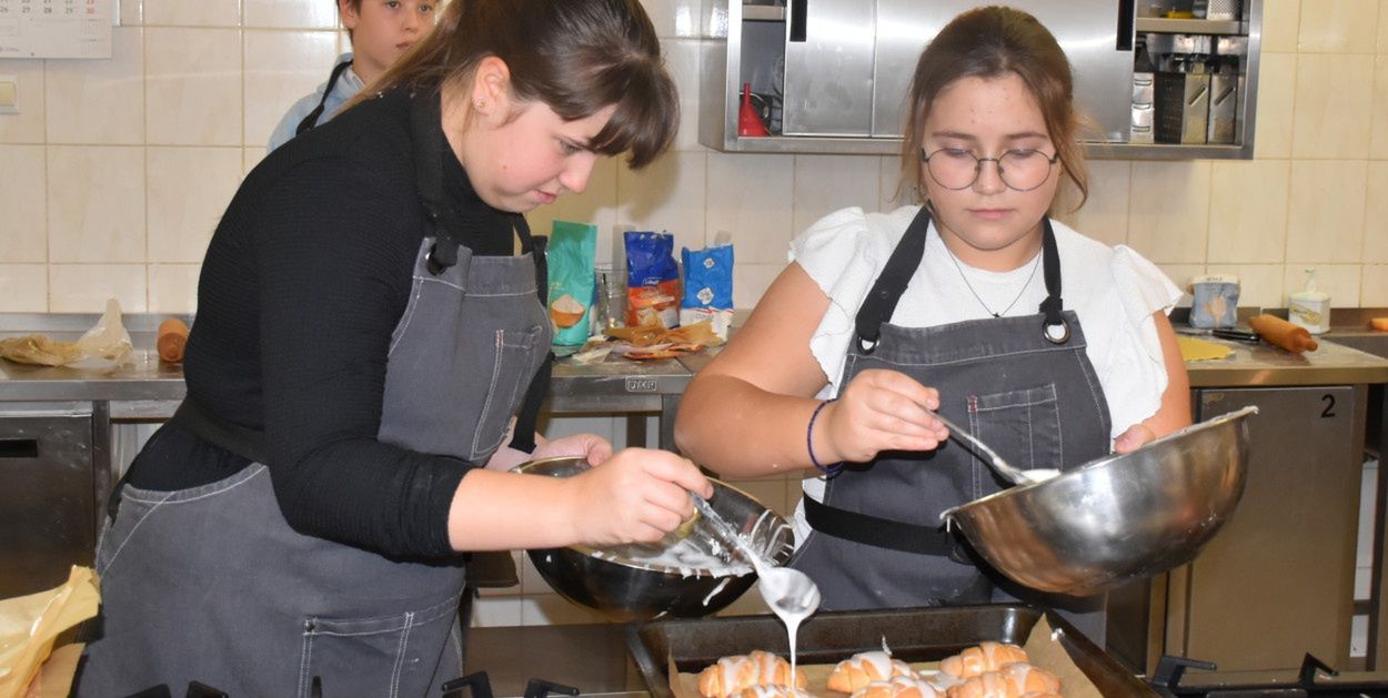 Sandomierz: Rogale świętomarcińskie i inne przysmaki w szkole