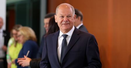 Miliard euro reparacji wojennych? Niemiecki poseł wezwał kanclerza