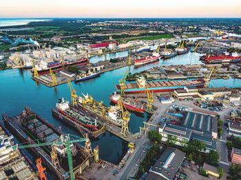 Gdańsk: Port z wysokim zyskiem i przeładunkami na plusie