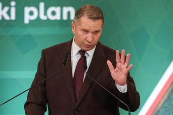 Potwierdzają, że zostali wyrzuceni z PiS. Decyzje przyszły mailem