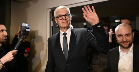 Słowacja wybiera. Kandydatów dzieli 120 tys. głosów