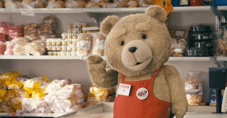 Program TV na środę 22 lipca: "Pan i pani Smith", "Medium", "Ted"