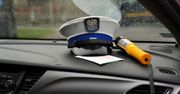 Policjanci zatrzymali poszukiwanego 62-latka. Mężczyzna wsiadł za kierownicę po alkoholu i pomimo sądowego zakazu