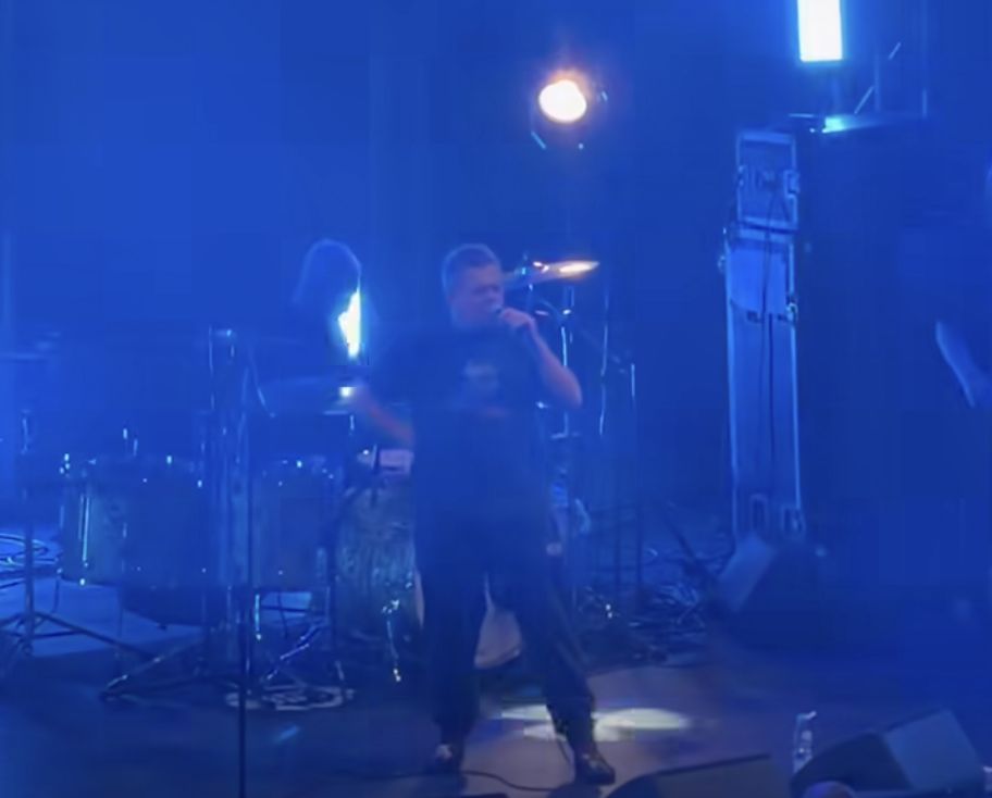 Kazik Staszewski na scenie w Zielonej Górze