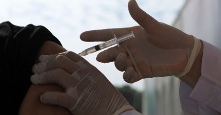 Najnowsze badania o Delcie. Lekarze nie mają dobrych wieści