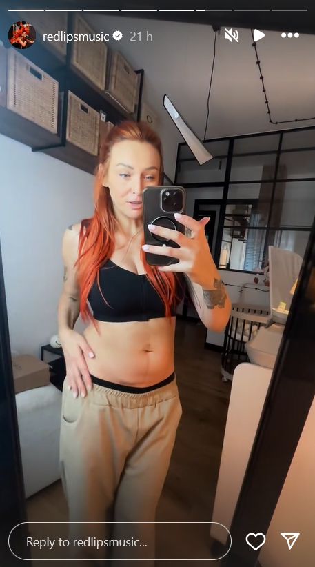 Ruda z Red Lips pokazuje brzuch 5 tygodni po porodzie